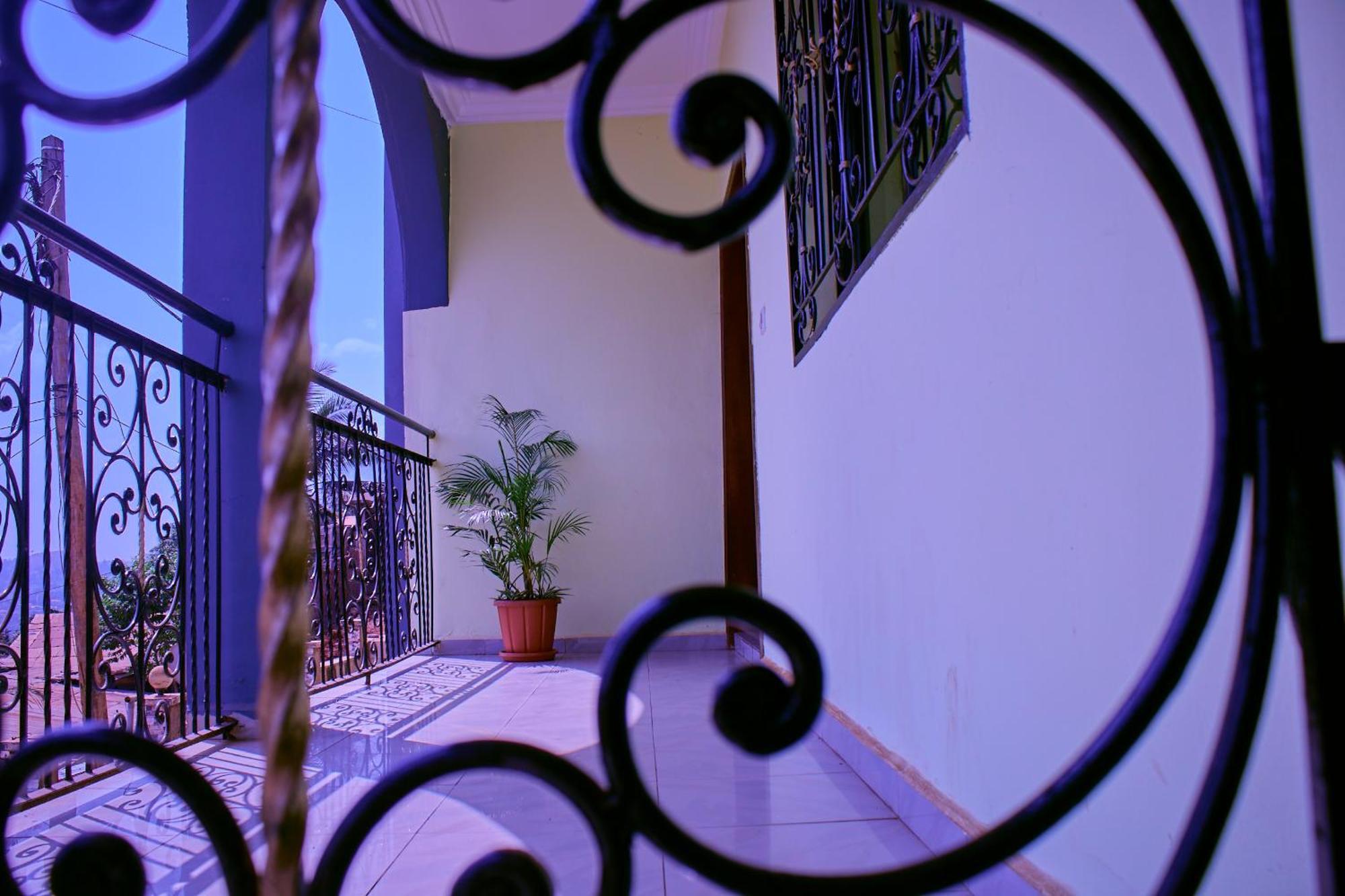 L'Oasis Verte Yaoundé Exterior foto